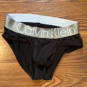 Calvin Klein black briefs men’s small